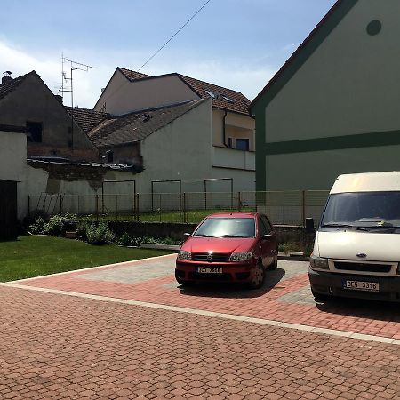 Apartmany Na Sadech Třeboň Exterior foto
