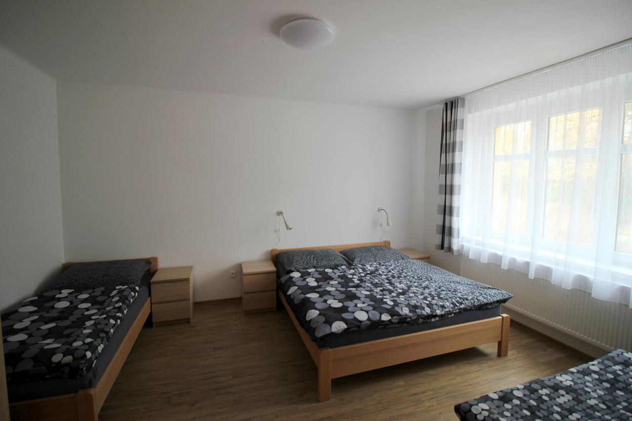 Apartmany Na Sadech Třeboň Exterior foto